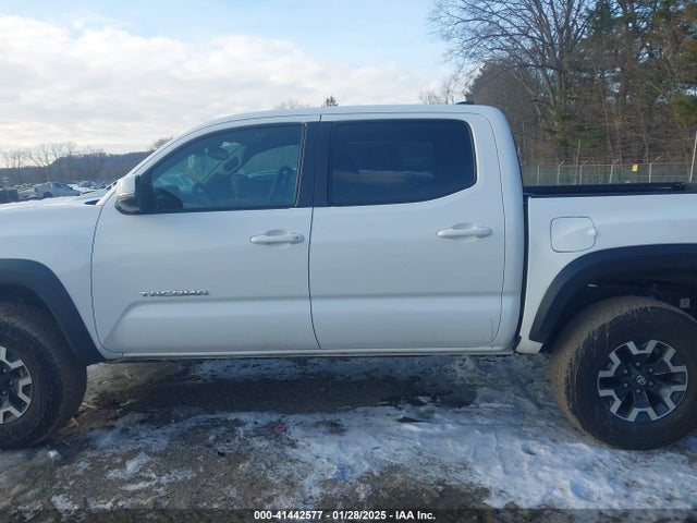 3TMCZ5ANXPM599135 Toyota Tacoma Trd Off Road
