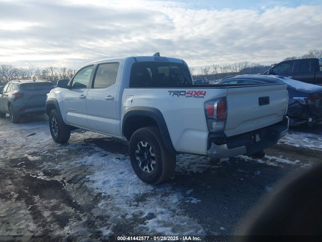 3TMCZ5ANXPM599135 Toyota Tacoma Trd Off Road