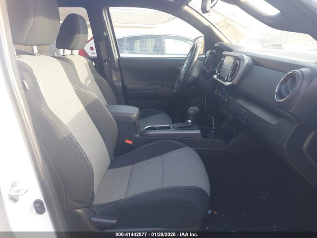 3TMCZ5ANXPM599135 Toyota Tacoma Trd Off Road