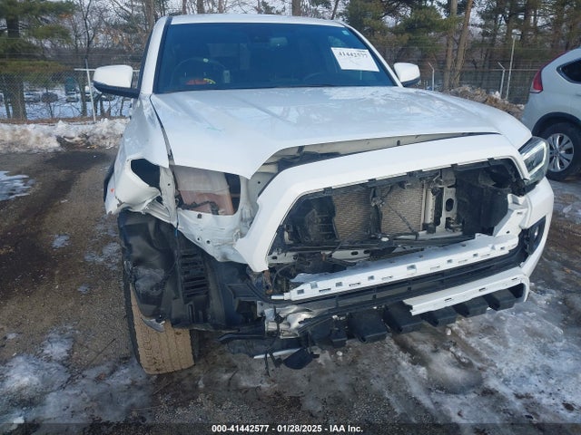 3TMCZ5ANXPM599135 Toyota Tacoma Trd Off Road