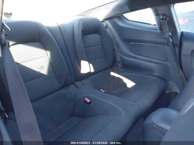 1FA6P8AM8G5264379 Ford Mustang V6