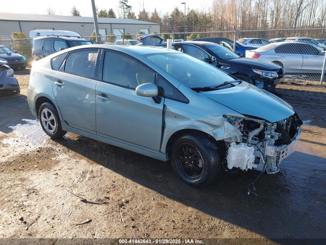 Toyota Prius Two 2014 JTDKN3DUXE1770295 Image 1