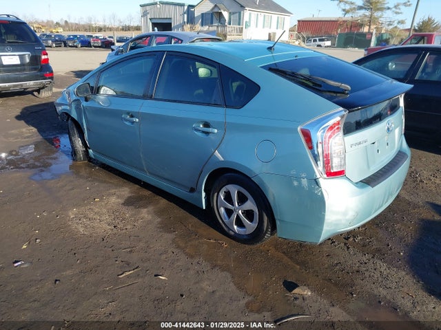 Toyota Prius Two 2014 JTDKN3DUXE1770295 Image 3