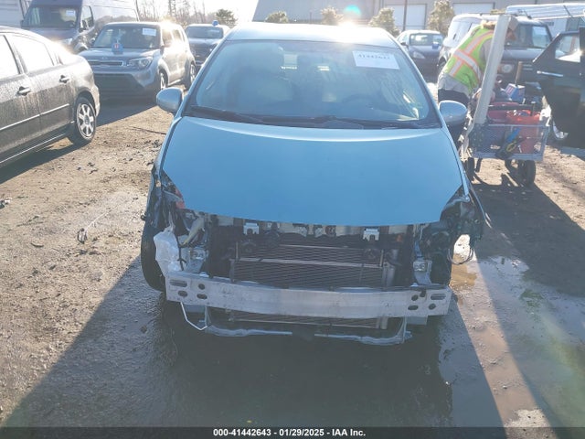 Toyota Prius Two 2014 JTDKN3DUXE1770295 Image 6