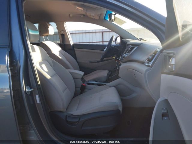 KM8J33A48JU691475 Hyundai TUCSON SEL