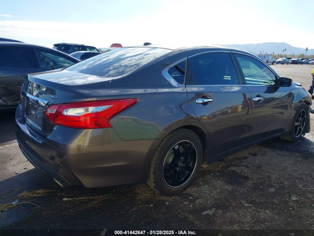 1N4AL3AP6HC158853 Nissan Altima 2.5 Sv