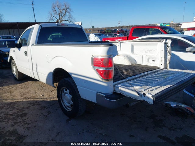 Ford F-150 Xl 2014 1FTNF1CF8EKD17658 Image 3