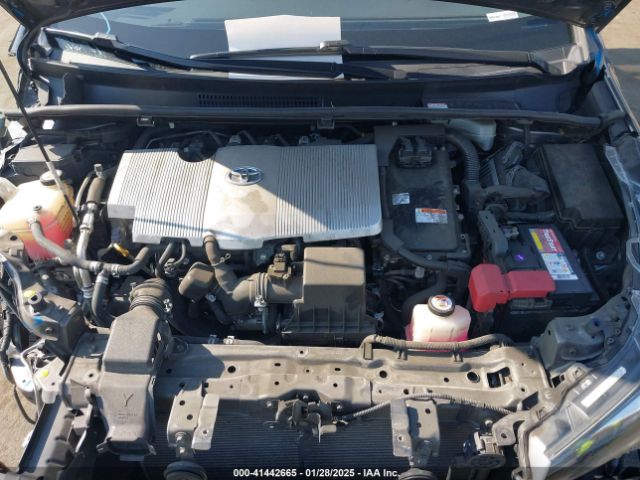 JTDKARFU6K3102490 Toyota Prius Le