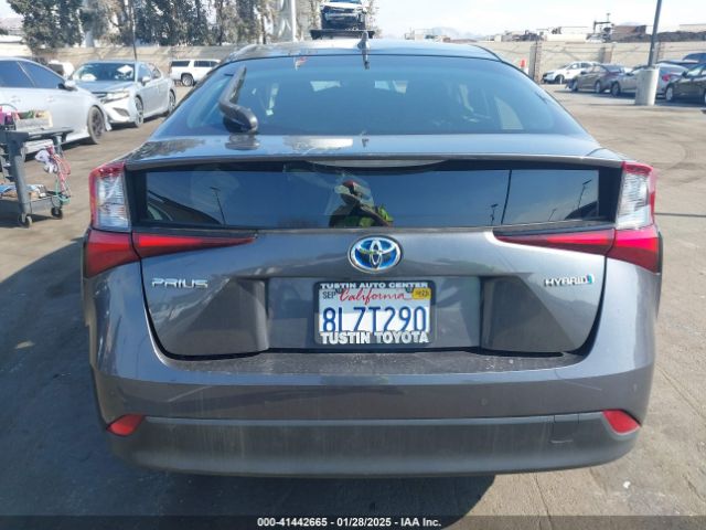 JTDKARFU6K3102490 Toyota Prius Le