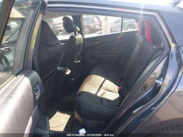 JTDKARFU6K3102490 Toyota Prius Le