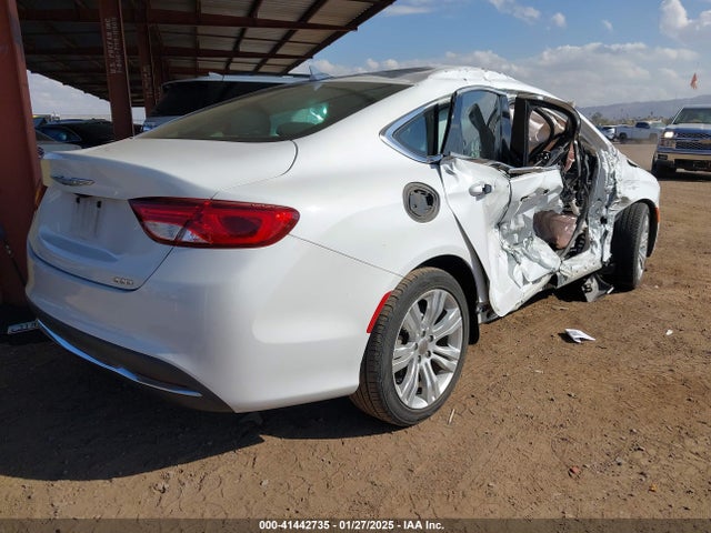 Chrysler 200 Limited 2015 1C3CCCAB6FN690178 Image 4