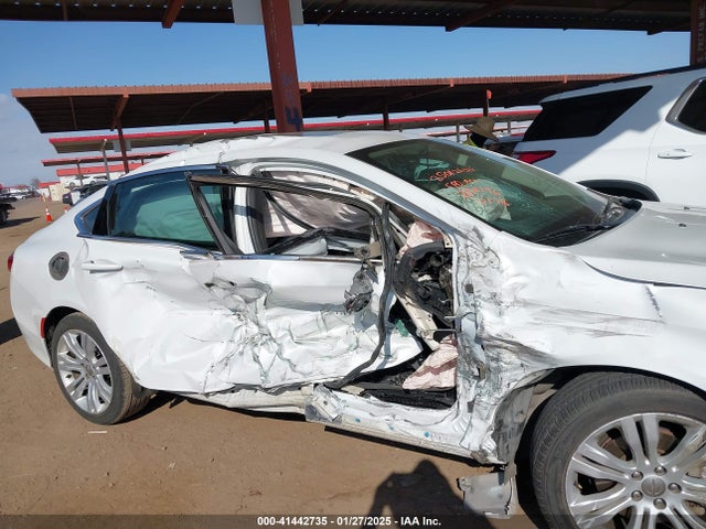 Chrysler 200 Limited 2015 1C3CCCAB6FN690178 Image 6