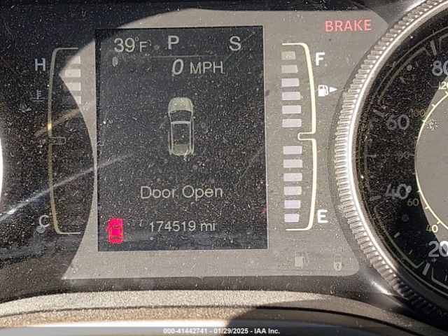 1C4PJMCX8JD601680 Jeep Cherokee Latitude 4x4