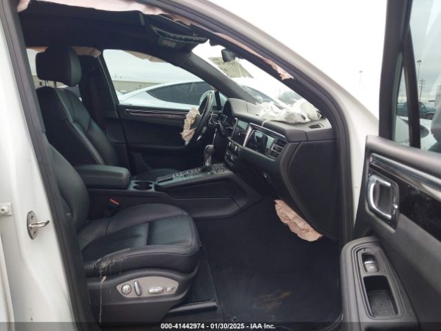 2019 PORSCHE MACAN WP1AA2A50KLB04852 Photo 4