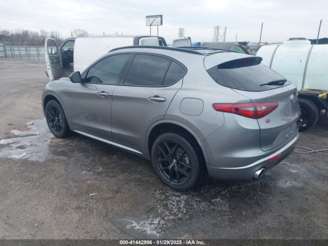 ZASPAKBN0M7D15255 Alfa Romeo Stelvio Ti Awd