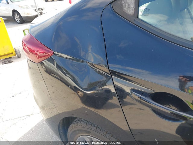 KMHD84LF8JU543295 Hyundai Elantra Value Edition