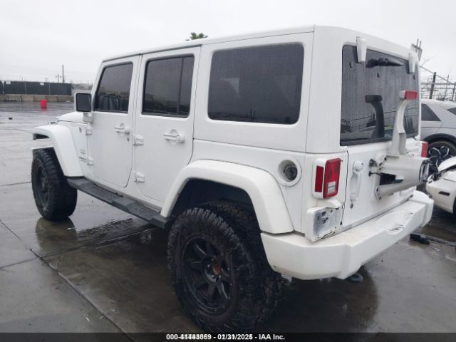 2016 JEEP WRANGLER UNLIMITED 1C4HJWEG8GL240950 Photo 2