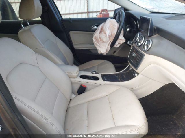 WDCTG4EB5FJ154792 Mercedes-Benz GLA 250
