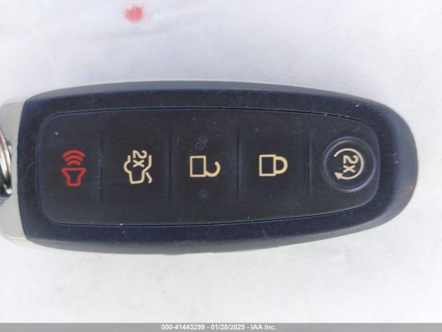 1FADP5CU1GL114094 Ford C-max Energi Sel
