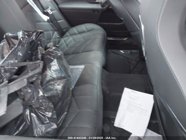 2024 BMW 760 WBA33EJ04RCR03034 Photo 7
