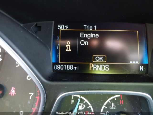 1FADP3FE1JL267977 Ford FOCUS SE