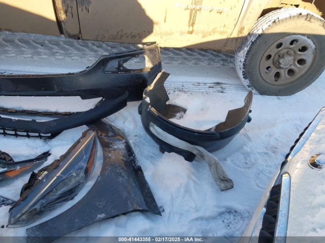 1FADP3FE1JL267977 Ford FOCUS SE