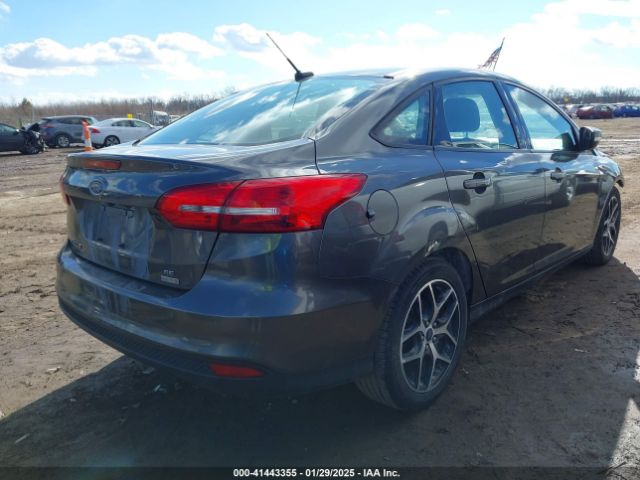 1FADP3FE1JL267977 Ford FOCUS SE