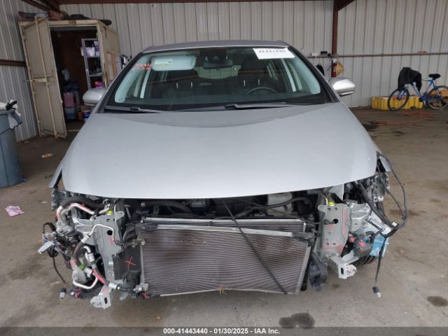JTDKAMFP5N3212691 Toyota Prius Prime Xle