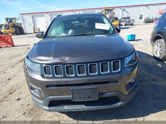 Jeep Compass Latitude 4x4 2018 3C4NJDBB3JT470553 Image 12