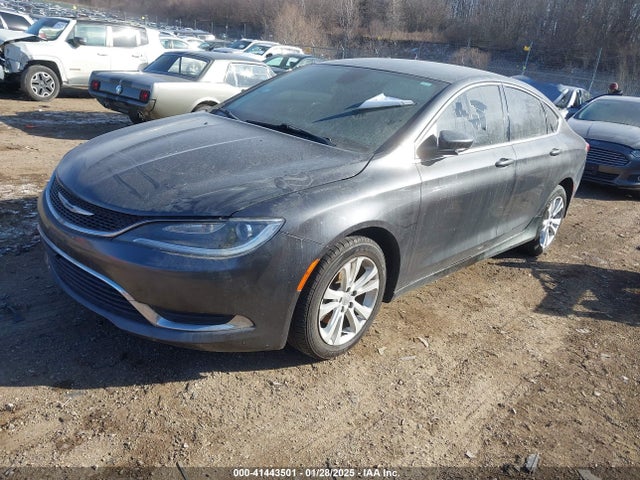 Chrysler 200 Limited 2016 1C3CCCAB3GN138560 Image 2