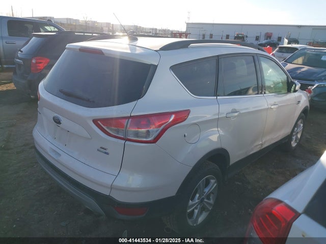 Ford ESCAPE SE 2015 1FMCU9GX9FUC10019 Image 4