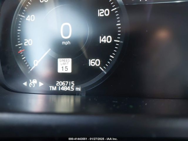YV4A22PK5H1128982 Volvo XC90 T6