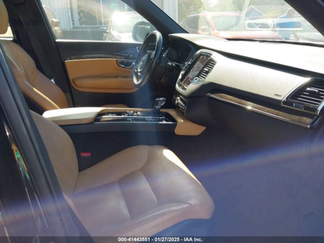 YV4A22PK5H1128982 Volvo XC90 T6