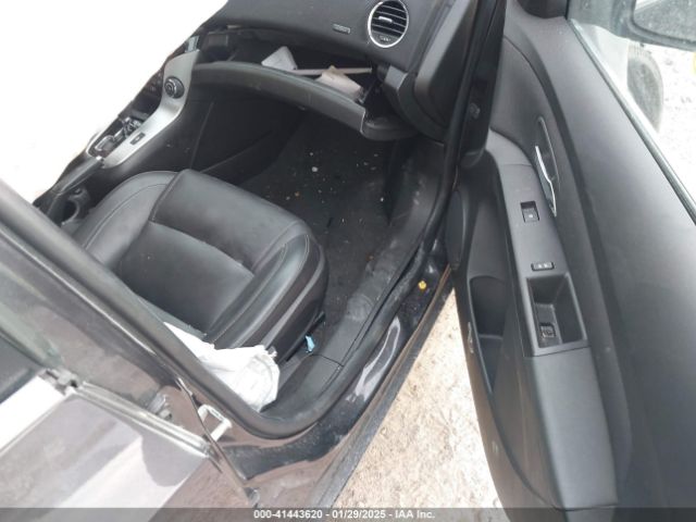 1G1PE5SB7F7213273 Chevrolet Cruze 2lt Auto