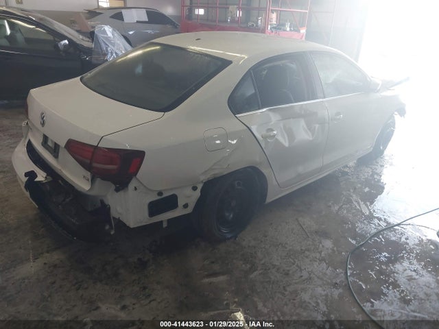 3VW2B7AJ0HM315406 Volkswagen Jetta 1.4t S