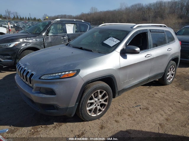 Jeep Cherokee Latitude 2014 1C4PJMCB1EW198219 Image 2