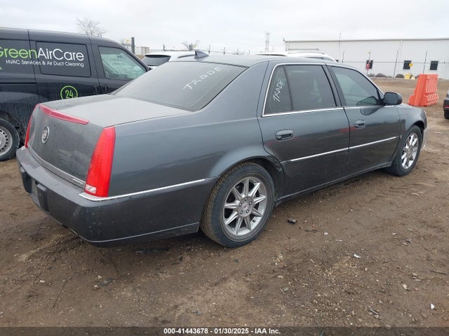 2010 CADILLAC DTS 1G6KD5EYXAU112715 Photo 3