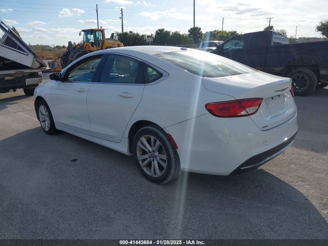 Chrysler 200 Limited 2015 1C3CCCAB8FN659613 Image 3