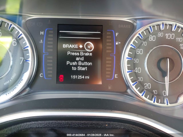 Chrysler 200 Limited 2015 1C3CCCAB8FN659613 Image 7