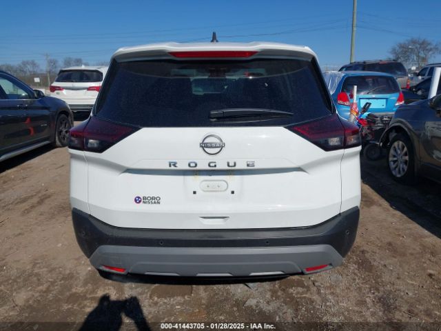 5N1BT3AA9PC940892 Nissan Rogue S Fwd