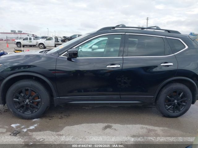 5N1AT2MV5JC783356 Nissan ROGUE SV