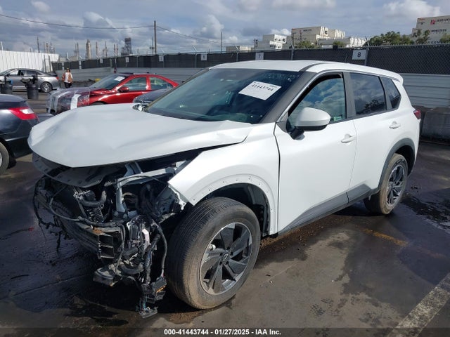 5N1BT3BBXRC681825 Nissan Rogue