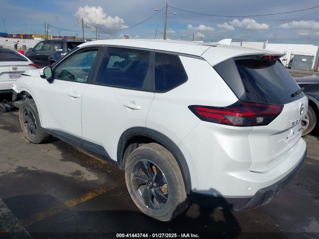 5N1BT3BBXRC681825 Nissan Rogue