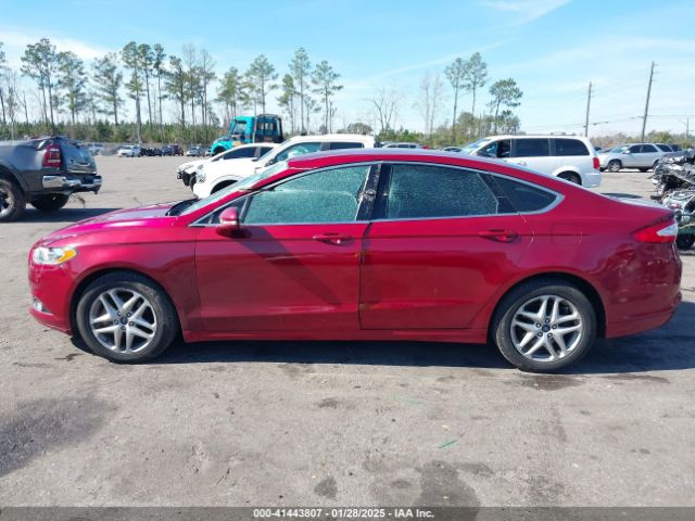 3FA6P0HD8GR376622 Ford FUSION SE