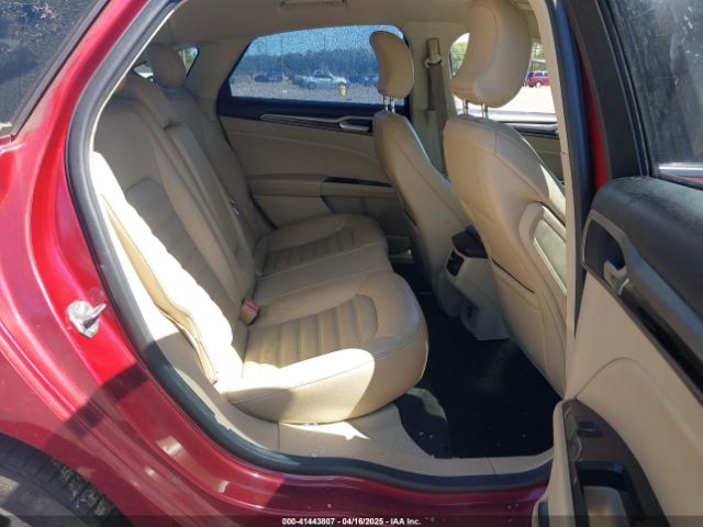 3FA6P0HD8GR376622 Ford FUSION SE