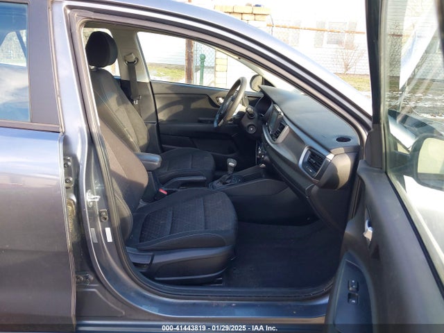 3KPA24AB0KE178507 KIA RIO S