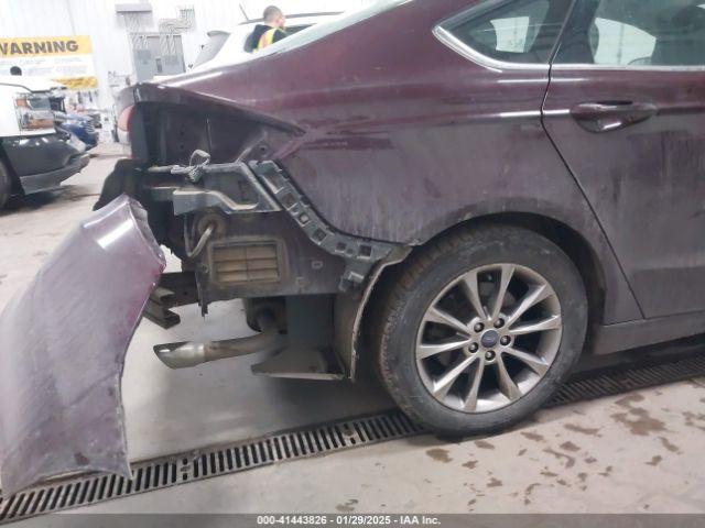 3FA6P0H73HR104362 Ford FUSION SE