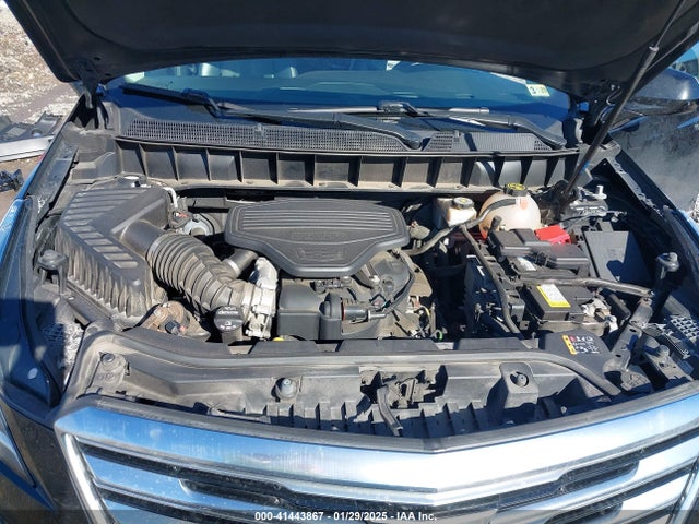 2018 CADILLAC XT5 1GYKNFRS5JZ121731 Photo 9