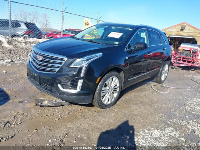 2018 CADILLAC XT5 1GYKNFRS5JZ121731 Photo 1