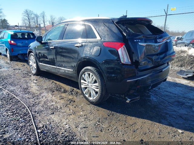 2018 CADILLAC XT5 1GYKNFRS5JZ121731 Photo 2